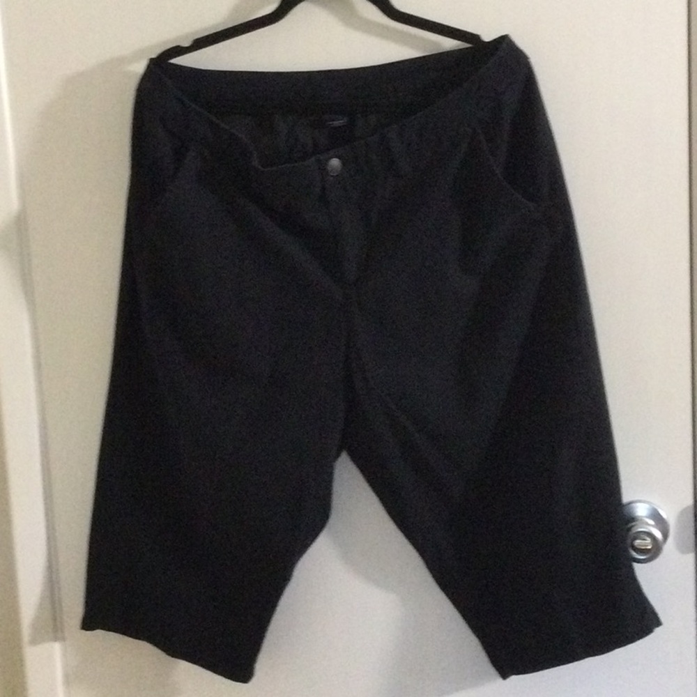 Lane Bryant black capris